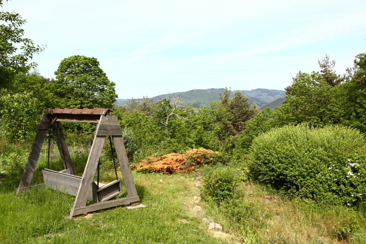 Les Grangeonnes, gîtes nature, piscine, sauna pour accueil familiale ou de groupe Saint-Basile Extérieur photo